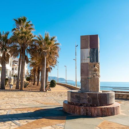 Apartamento En El Centro De Nerja Luaran gambar