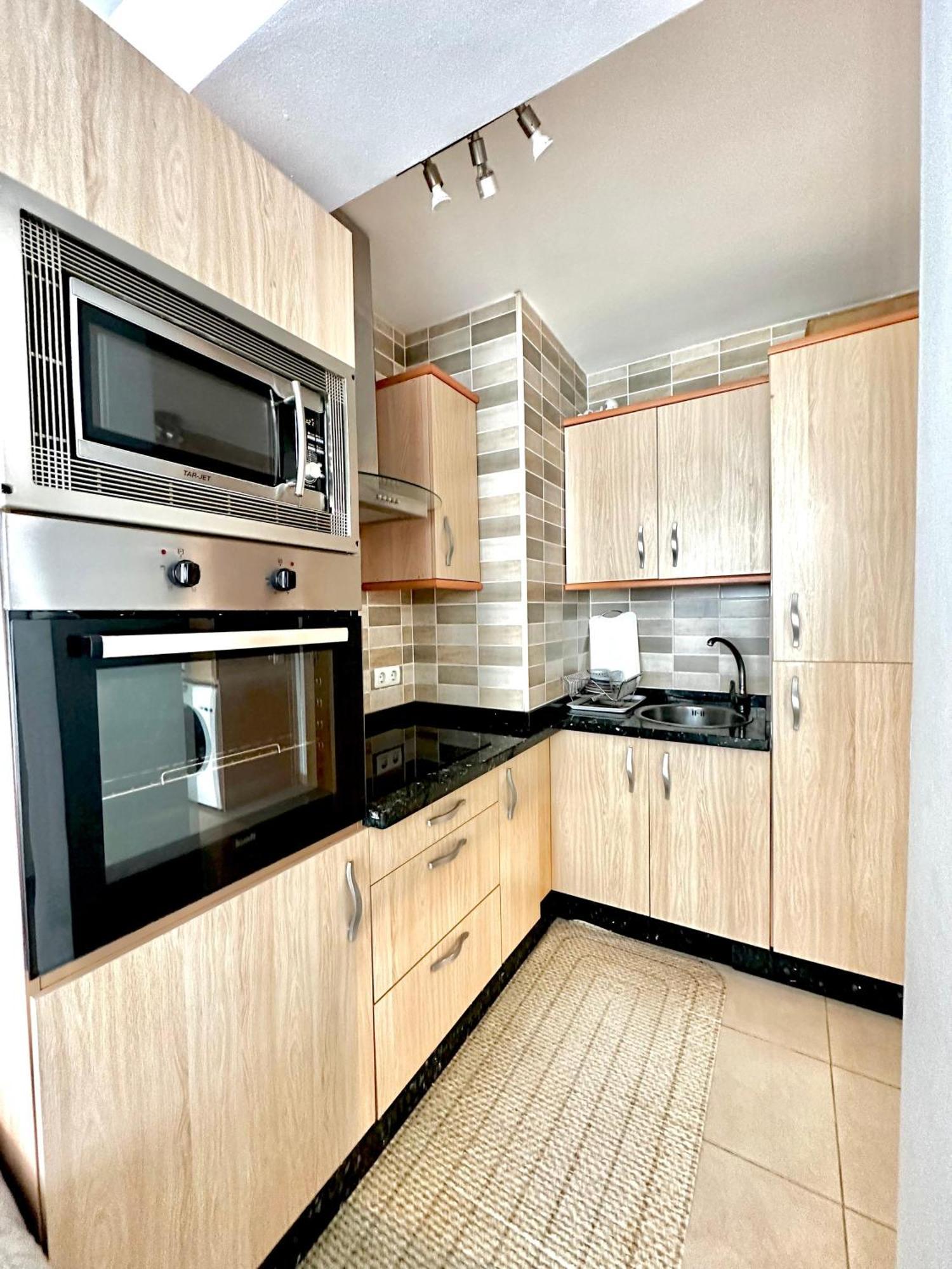 Apartamento En El Centro De Nerja Luaran gambar