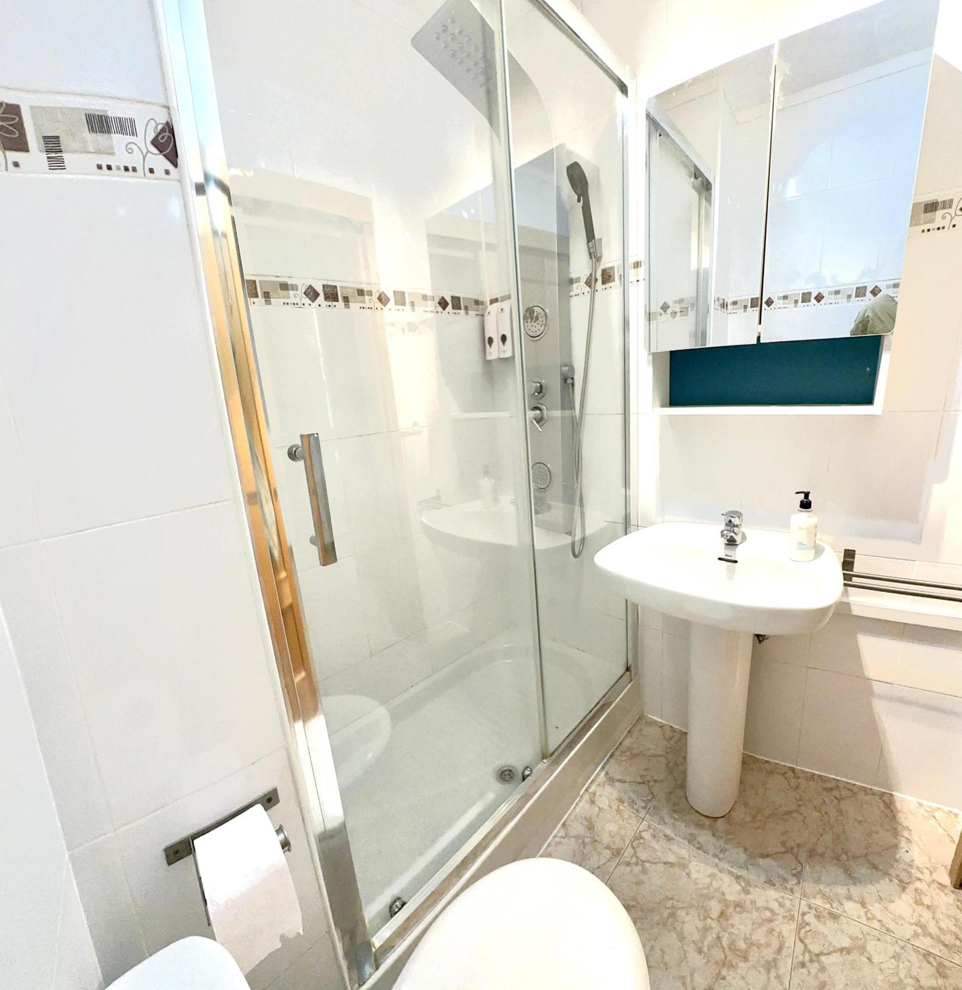 Apartamento En El Centro De Nerja Luaran gambar