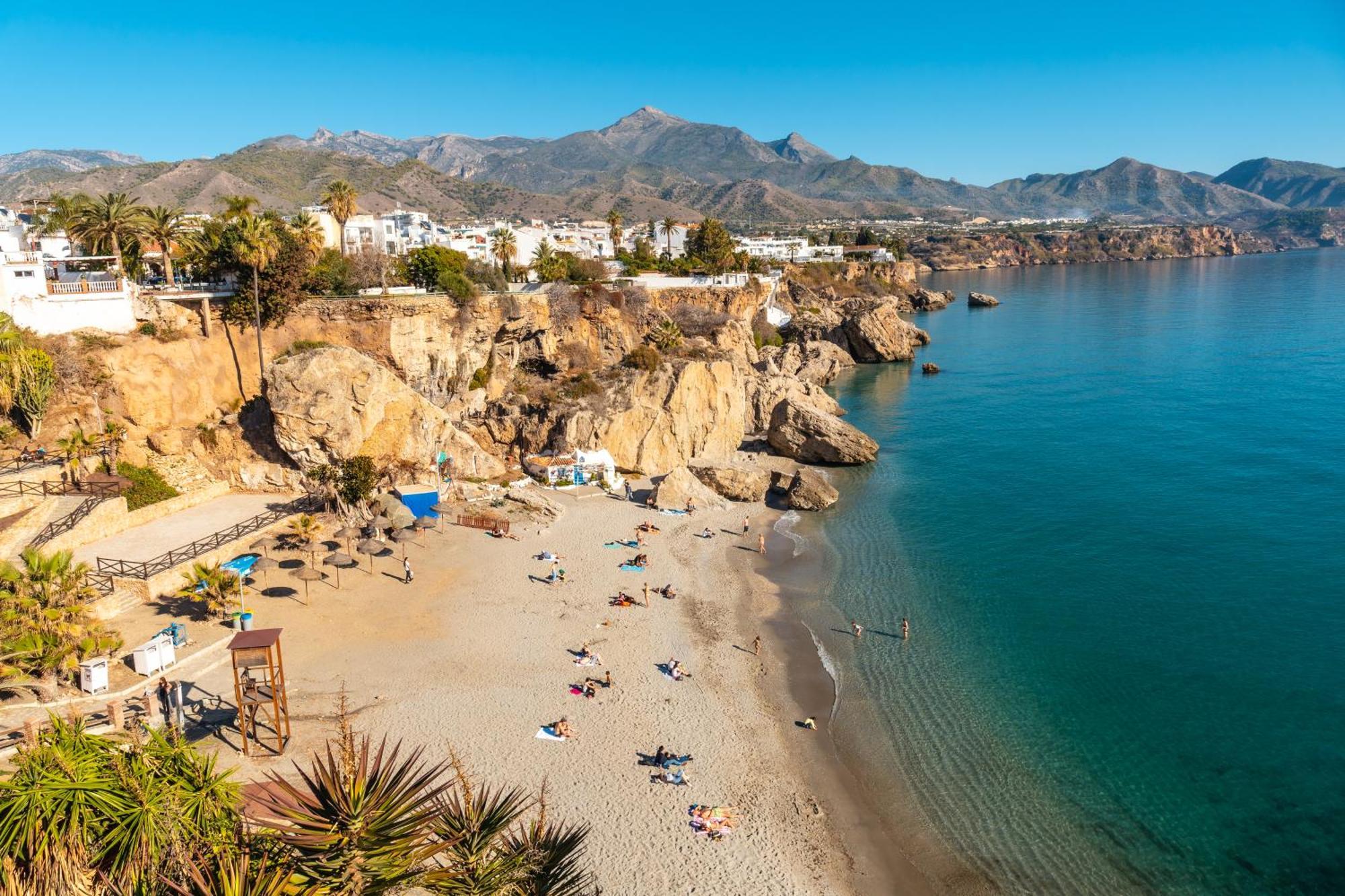 Apartamento En El Centro De Nerja Luaran gambar
