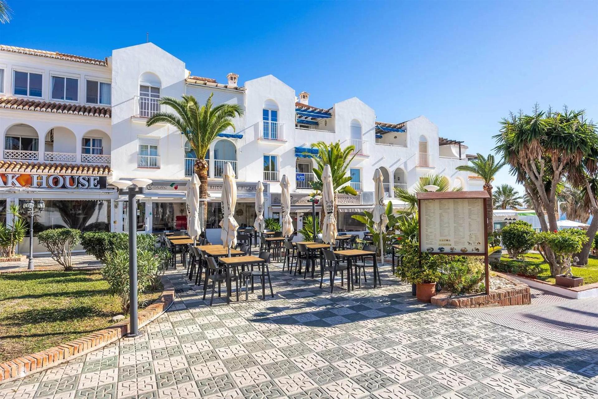Apartamento En El Centro De Nerja Luaran gambar